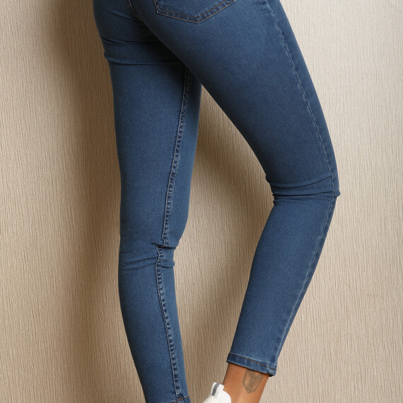 https://uae.kyveli.me/products/cindy-jeans